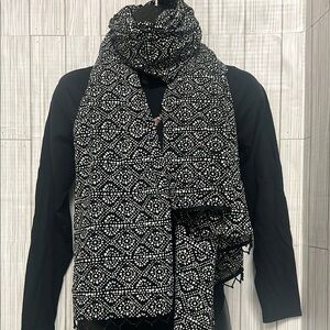 Old Navy Black and White Dotted Scarf